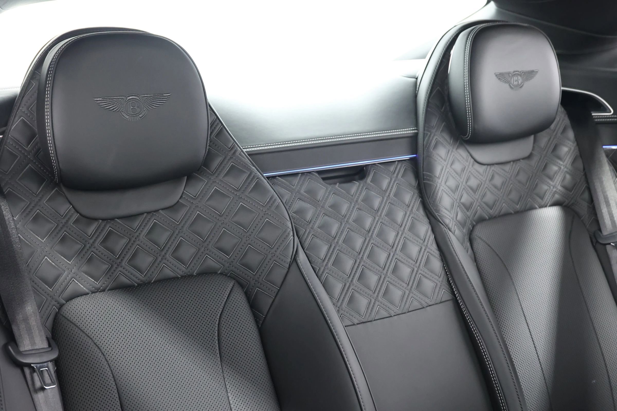 Used 2020 Bentley Continental GT image 78