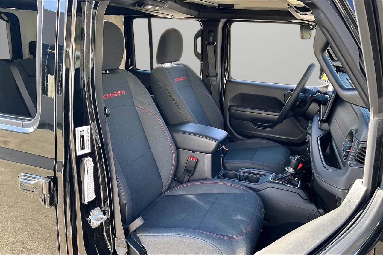 Certified 2025 Jeep Wrangler Unlimited Rubicon image 23