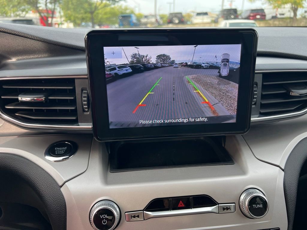 Used 2023 Ford Explorer XLT w/ Equipment Group 202A image 39