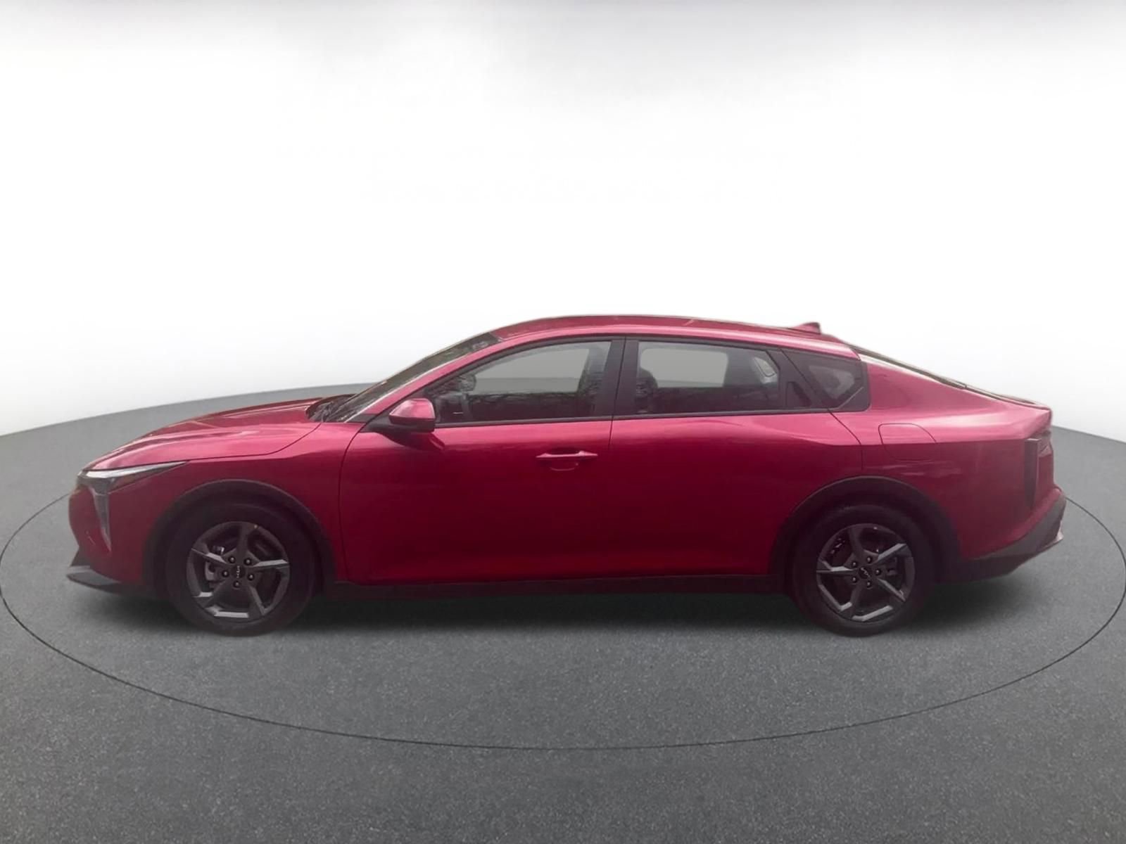 Used 2025 Kia K4 LXS image 9