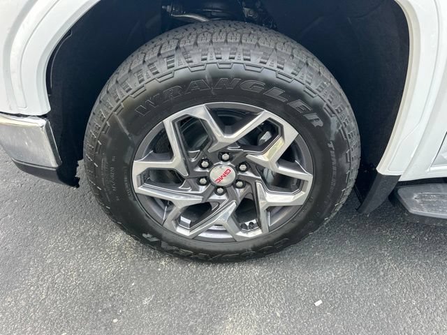 New 2026 GMC Sierra 1500 SLT w/ SLT Premium Package AWD/4WD image 7