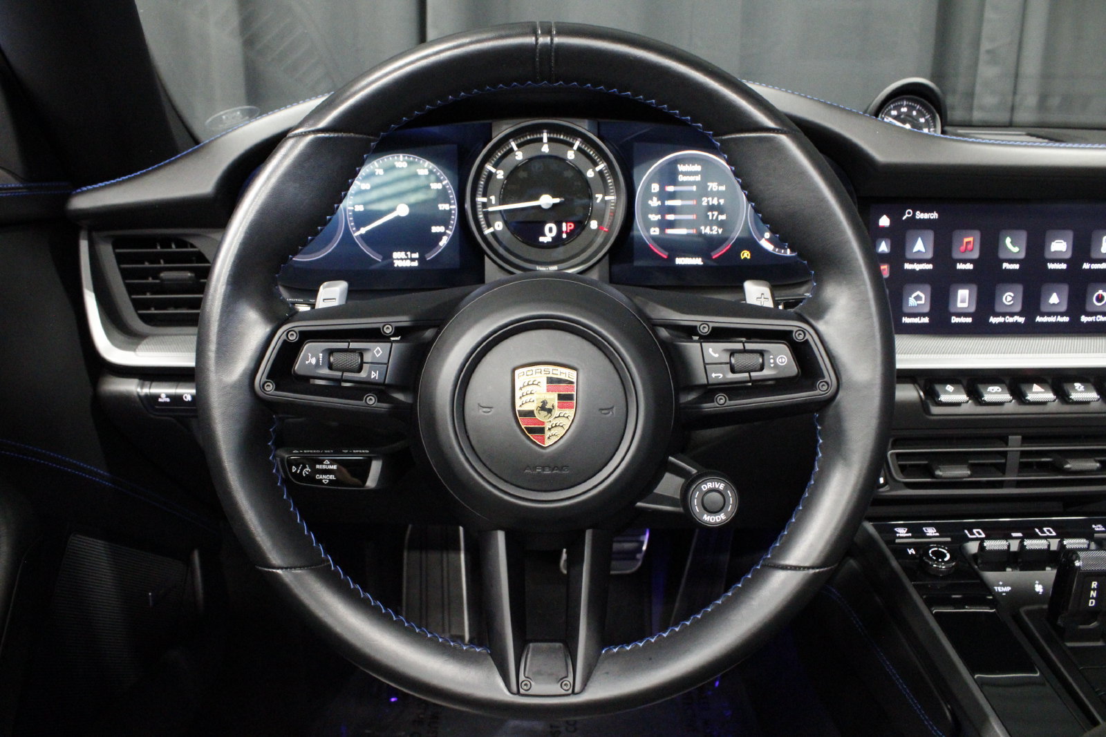 Used 2022 Porsche 911 Carrera 4S AWD/4WD image 21
