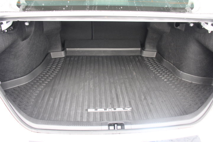 Certified 2025 Toyota Camry SE w/ Convenience Package image 15