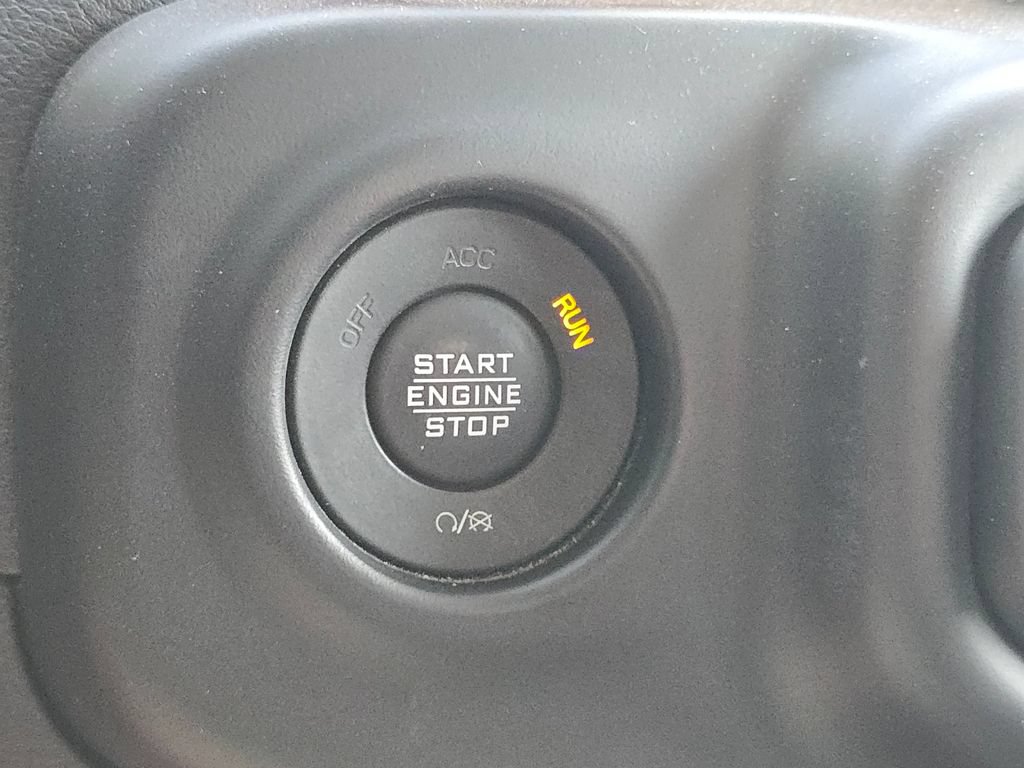 Used 2021 Jeep Wrangler Rubicon AWD/4WD image 32