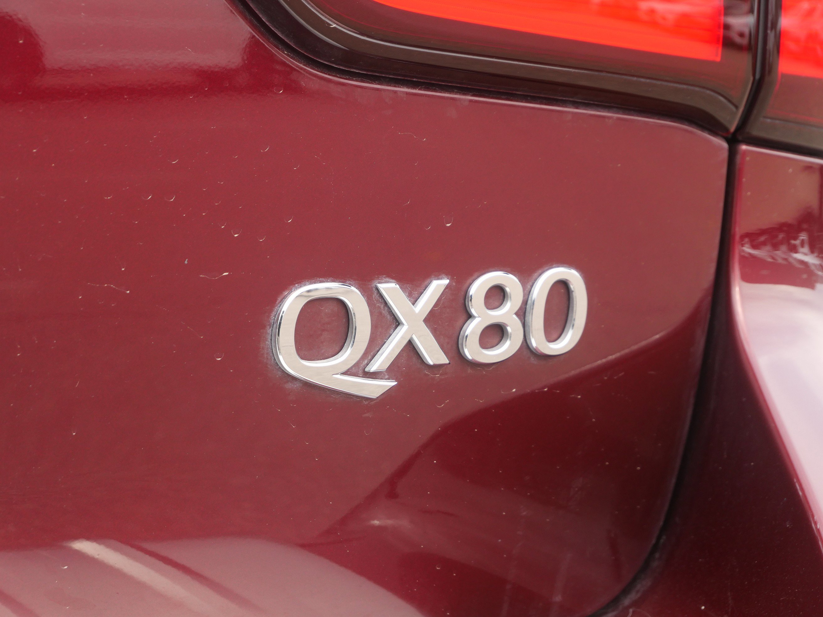 Used 2022 INFINITI QX80 Luxe w/ Cargo Package AWD/4WD image 12