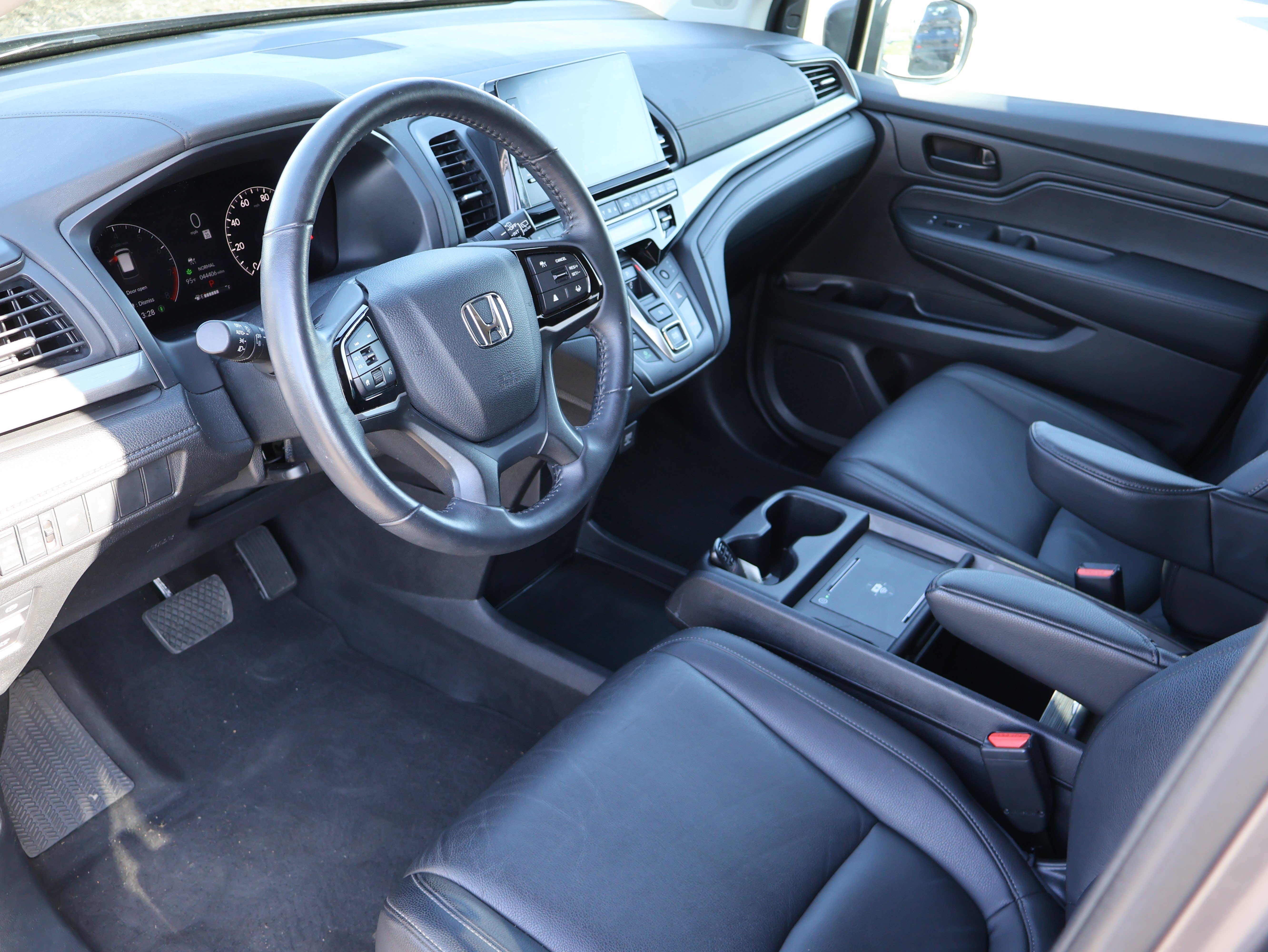 Used 2025 Honda Odyssey EX-L image 23