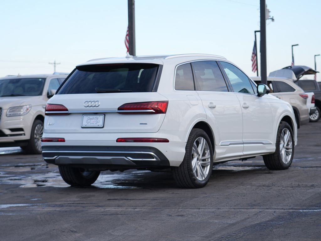 Used 2024 Audi Q7 3.0T Premium Plus image 3