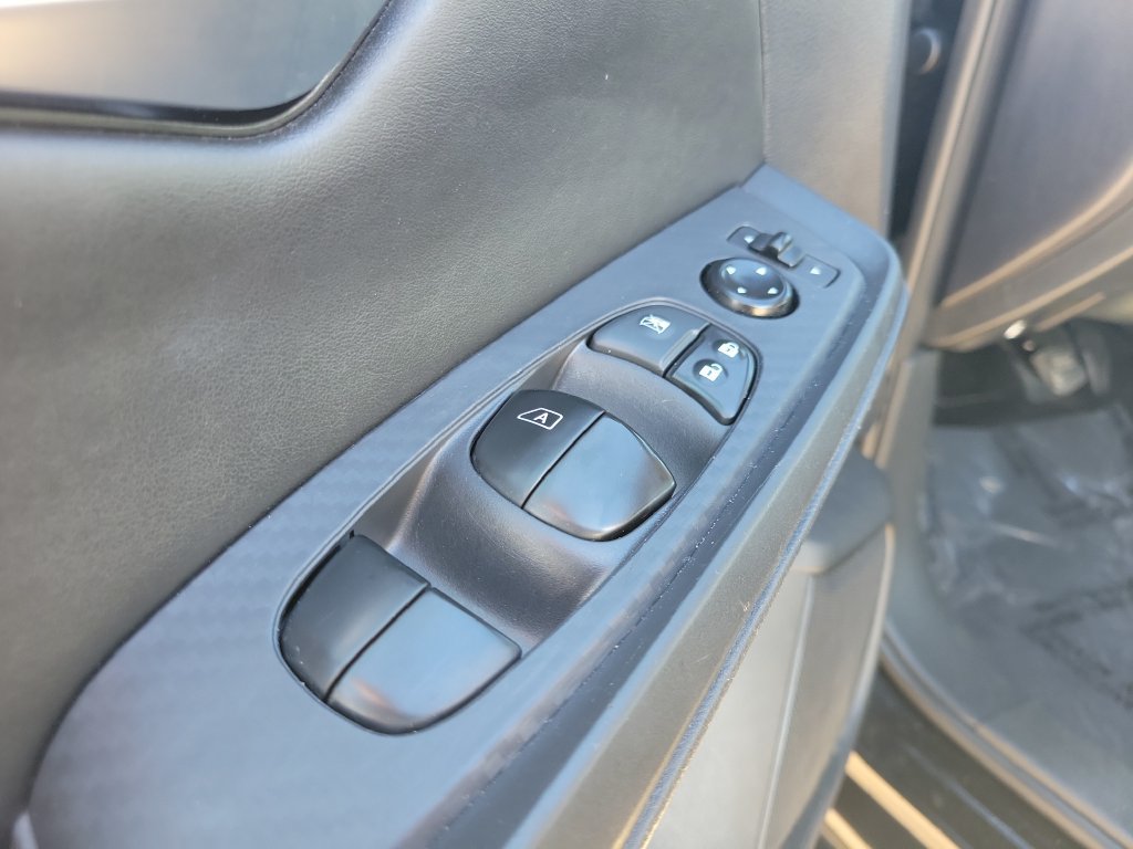 Used 2024 Nissan Sentra SV FWD image 13