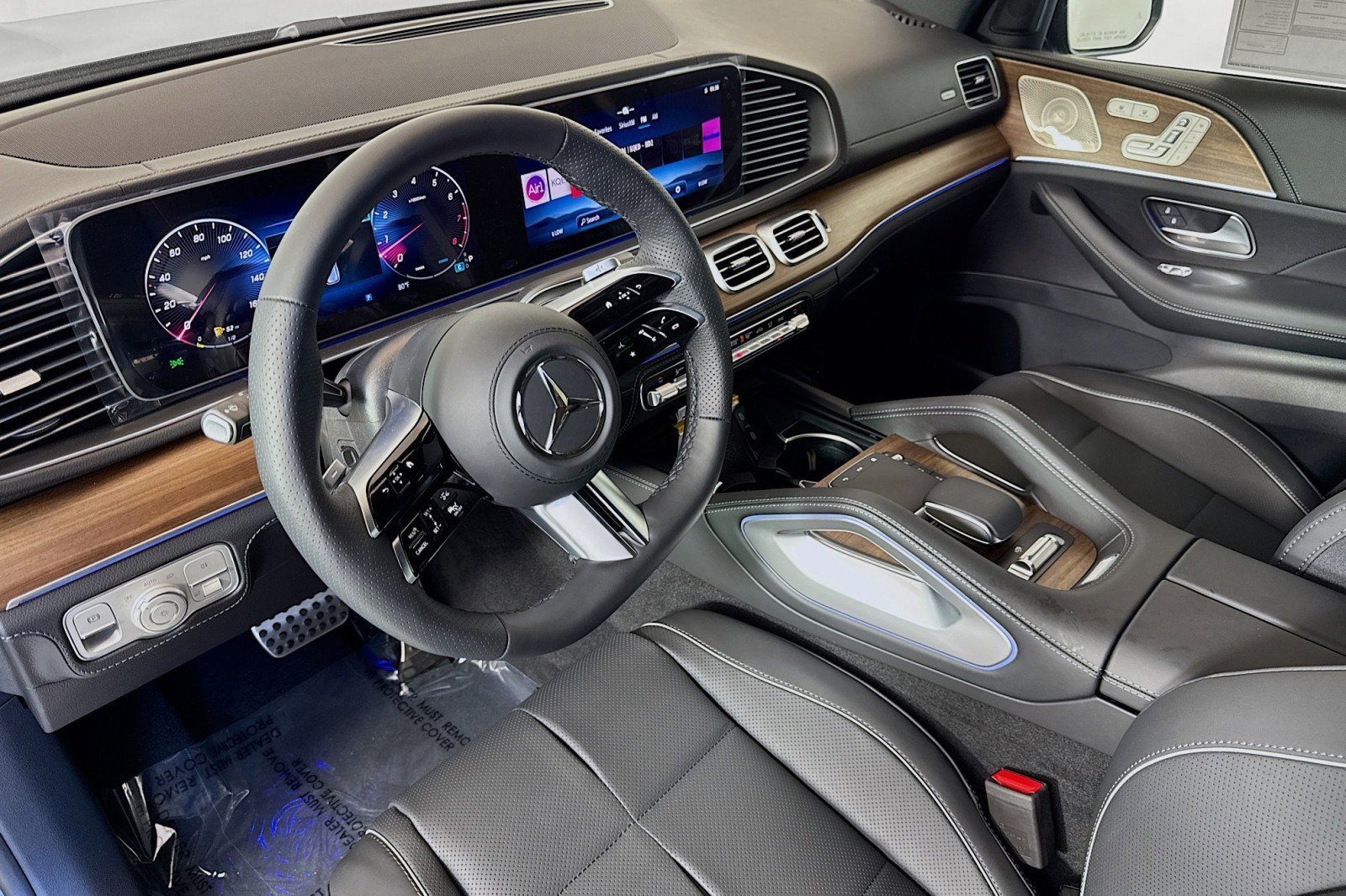 New 2025 Mercedes-Benz GLS 580 4MATIC image 9