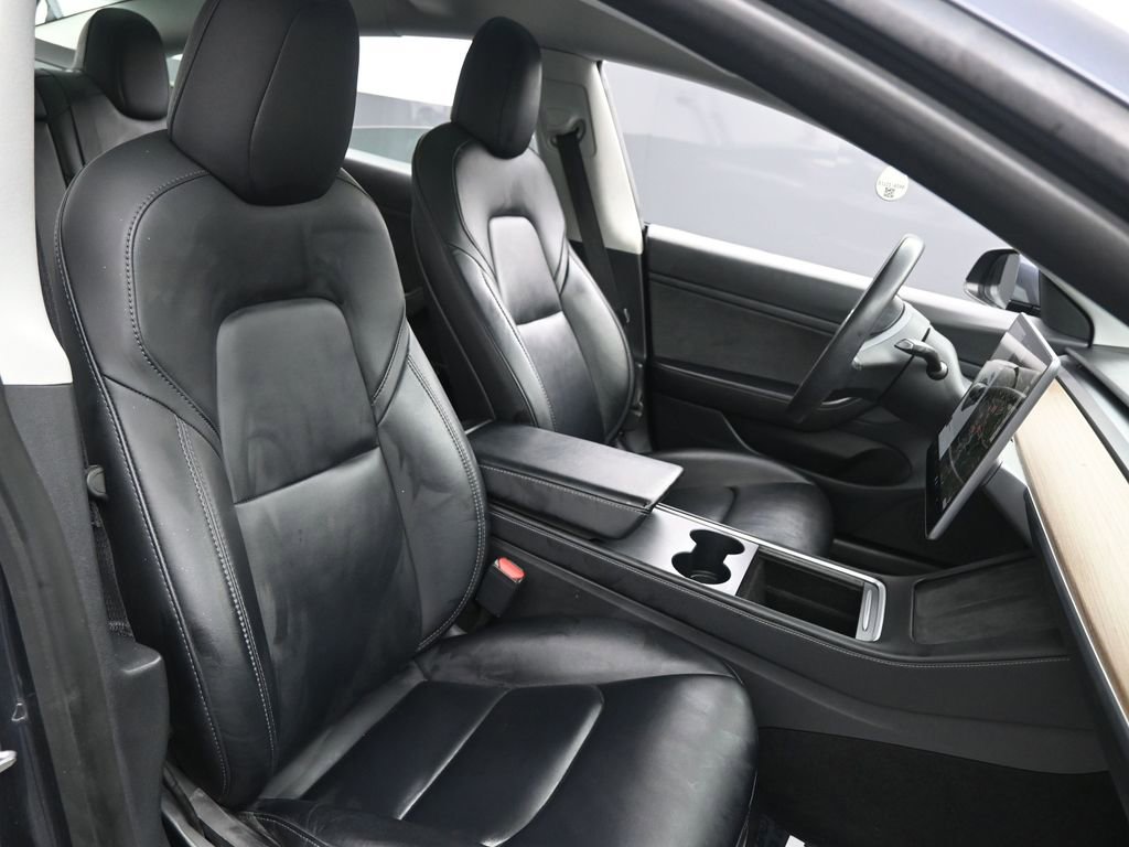 Used 2021 Tesla Model 3 Standard Range Plus image 29