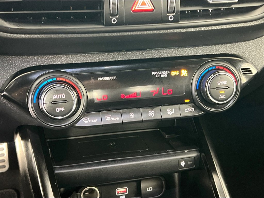 Certified 2024 Kia Forte GT-Line w/ GT-Line Premium Package image 17