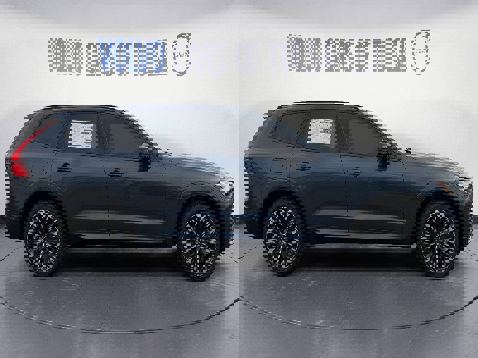 New 2026 Volvo XC60 B5 Ultra w/ Protection Package Premier image 6