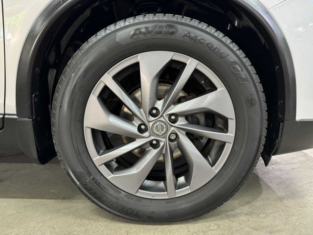 Used 2016 Nissan Rogue SL w/ SL Premium Package image 21