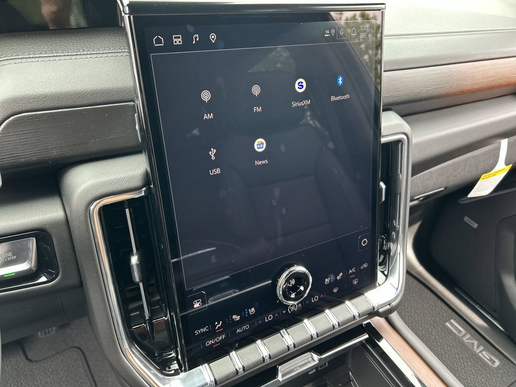 New 2026 GMC Yukon XL Denali AWD/4WD image 13