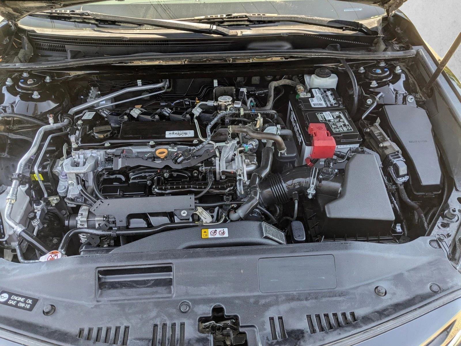 Used 2019 Toyota Camry SE w/ Carpet Mat Package FWD image 21