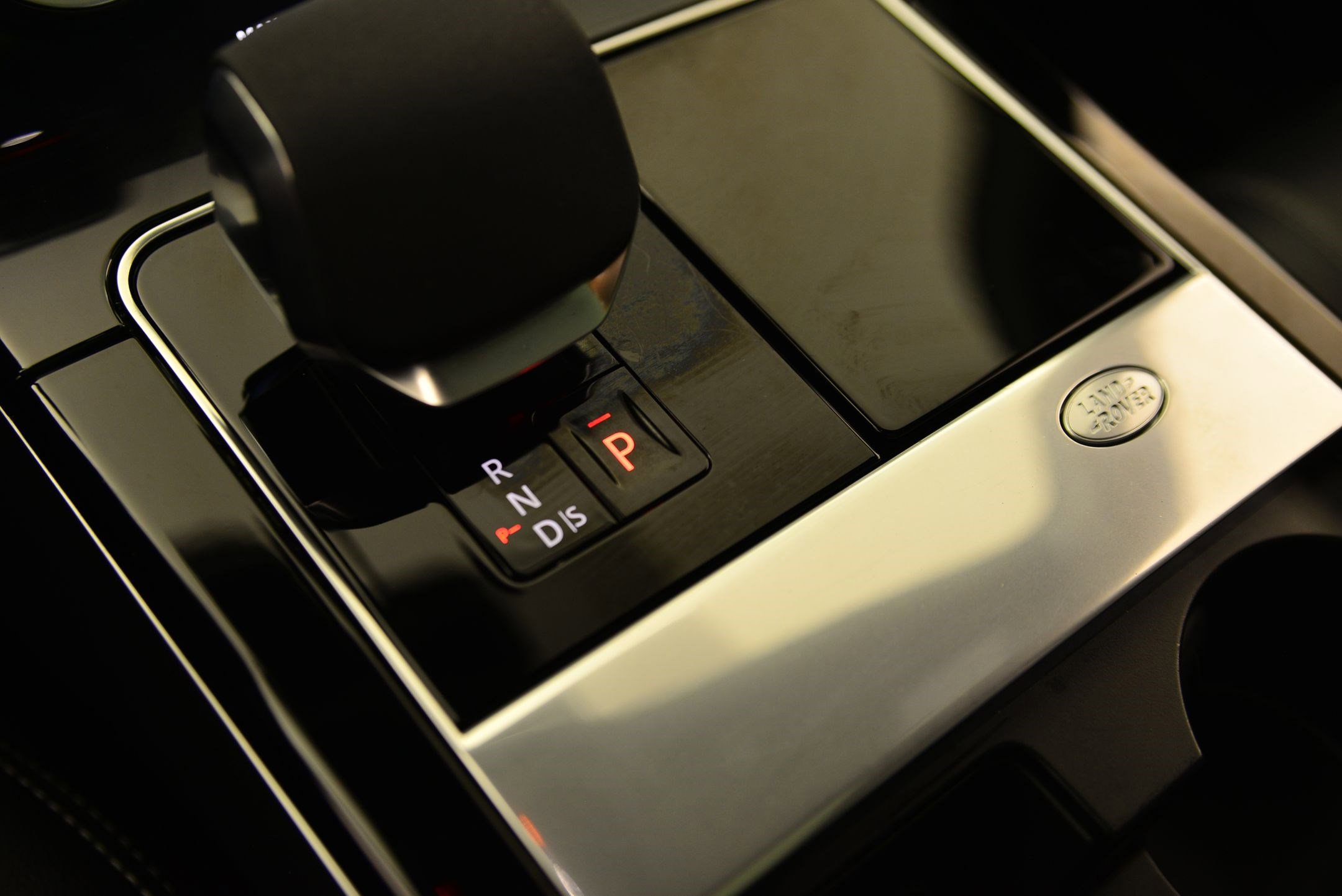 Used 2023 Land Rover Range Rover Velar S image 29