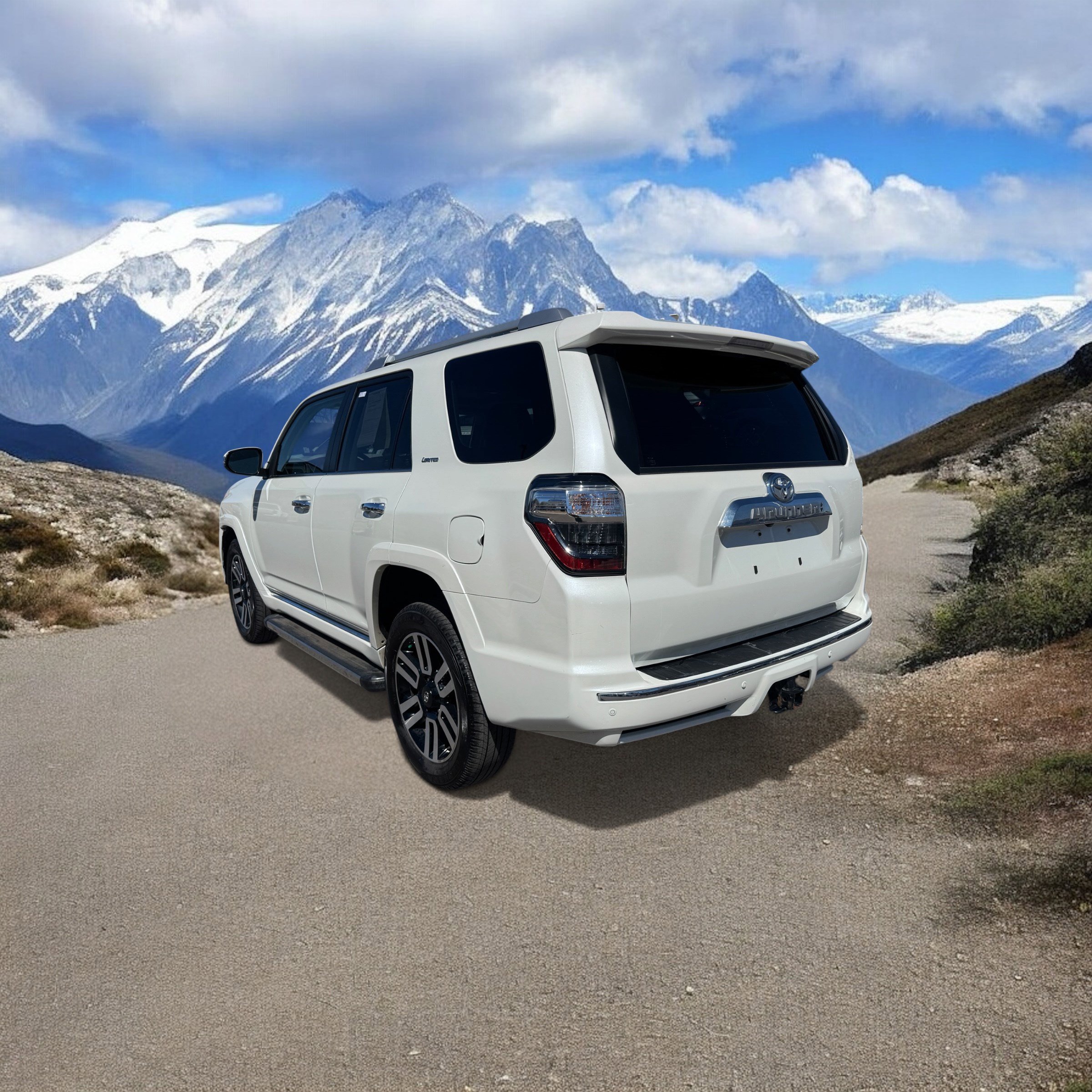 Used 2023 Toyota 4Runner Limited image 3