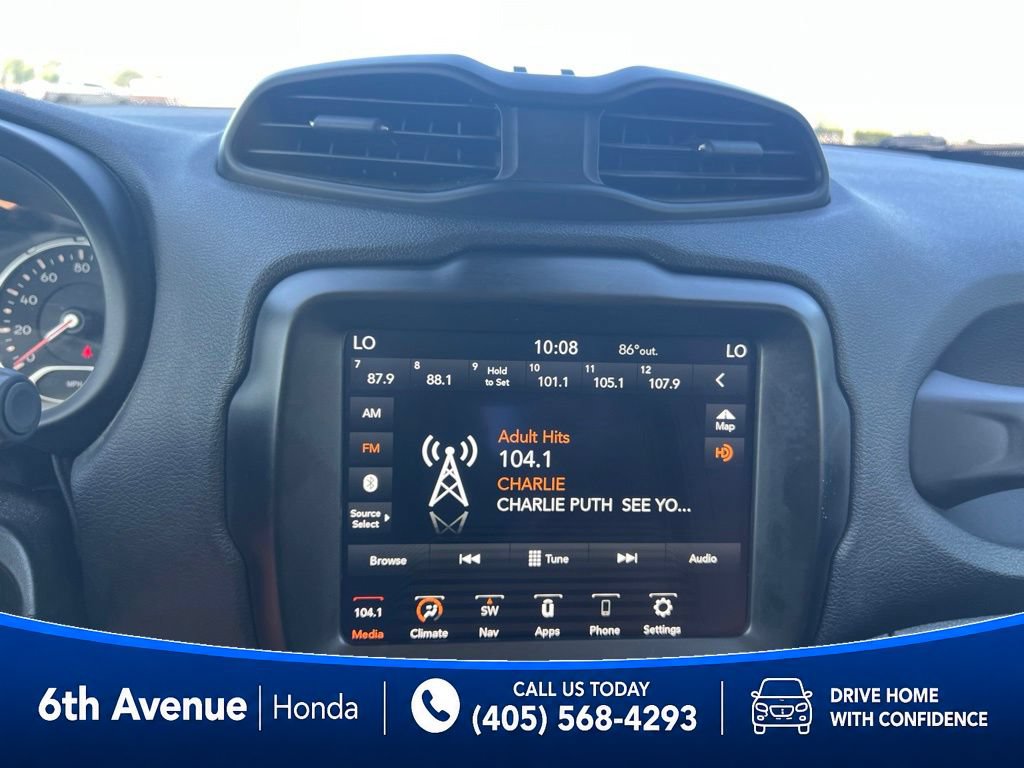 Used 2023 Jeep Renegade Latitude AWD/4WD image 28