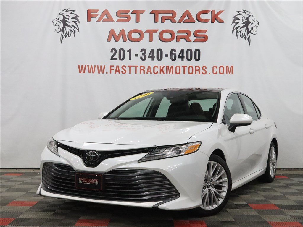 Used 2020 Toyota Camry XLE