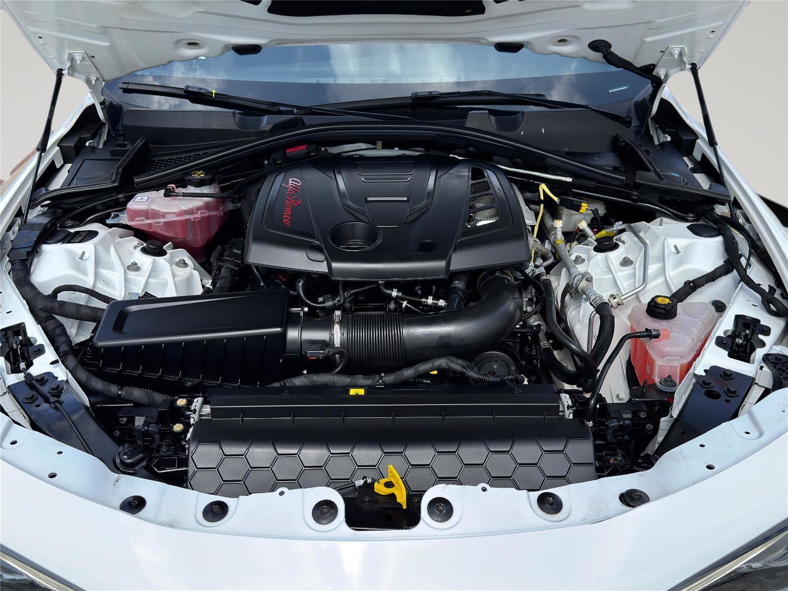 Used 2023 Alfa Romeo Giulia Veloce image 22