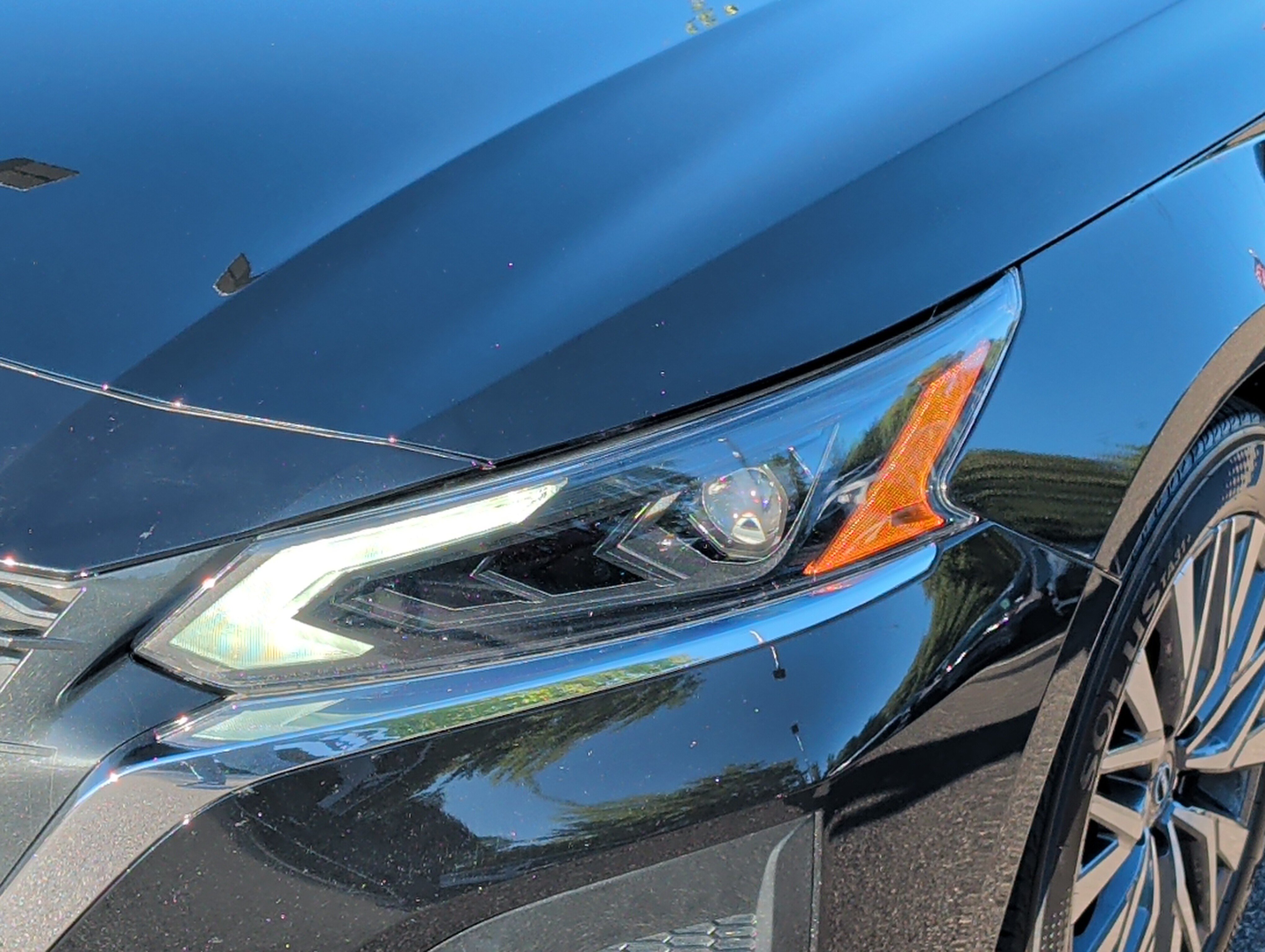 Used 2025 Nissan Altima 2.5 SV FWD image 16