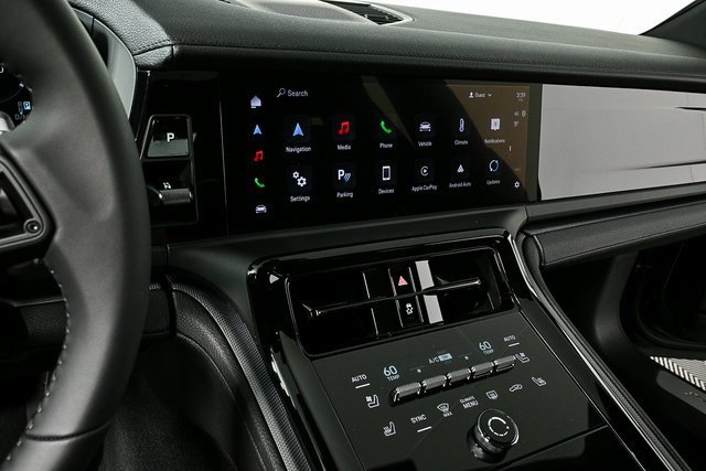 New 2025 Porsche Panamera 4 image 13