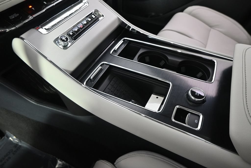 New 2026 Lincoln Aviator Reserve AWD/4WD image 33