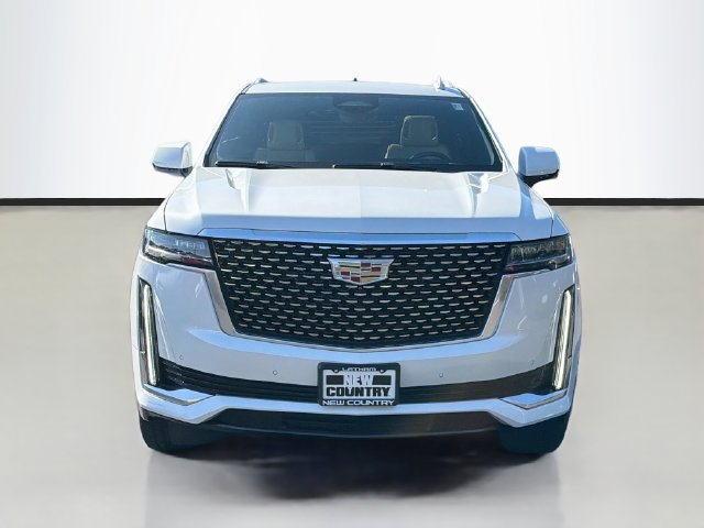 Used 2023 Cadillac Escalade ESV Premium Luxury AWD/4WD image 2