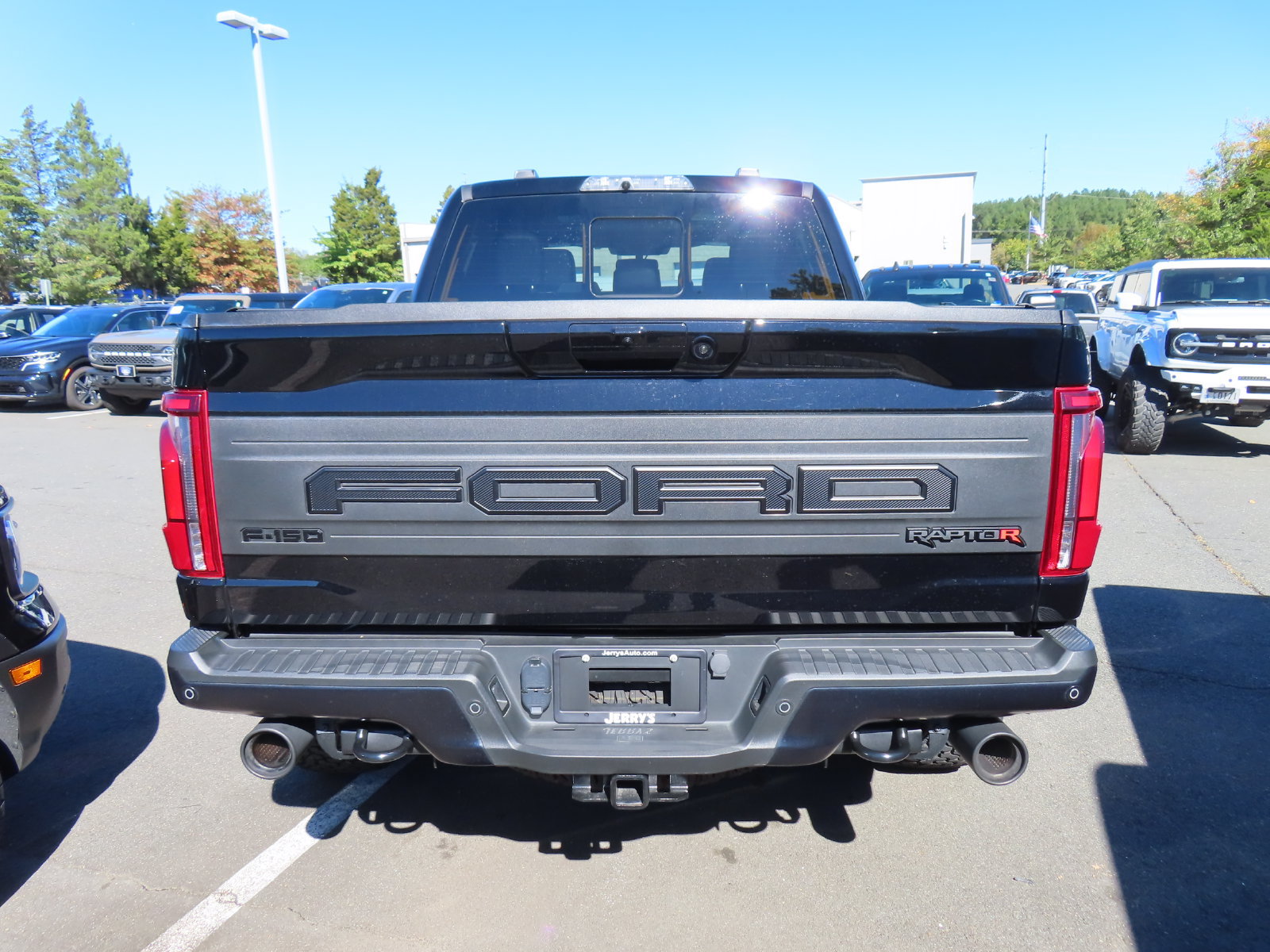Certified 2025 Ford F150 Raptor w/ Equipment Group 803A Raptor R AWD/4WD image 6