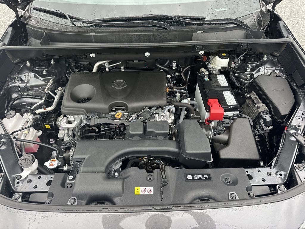 Used 2023 Toyota RAV4 XLE image 31