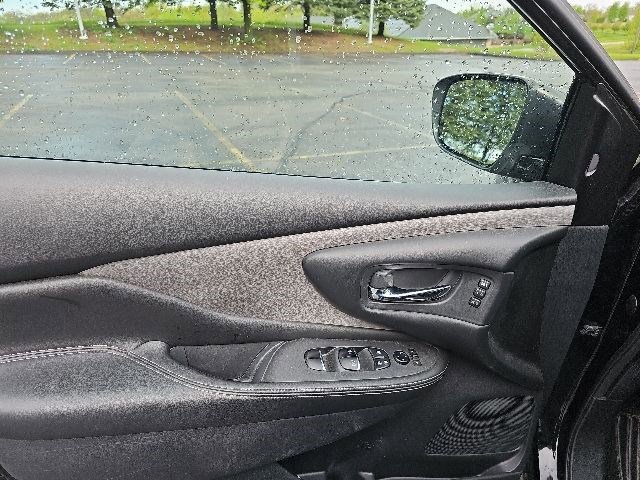 Used 2022 Nissan Murano SL w/ SL Moonroof Package AWD/4WD image 18