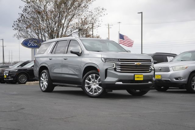 Used 2024 Chevrolet Tahoe High Country image 2
