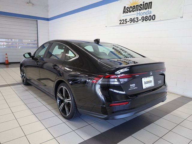 Used 2024 Honda Accord Sport image 12
