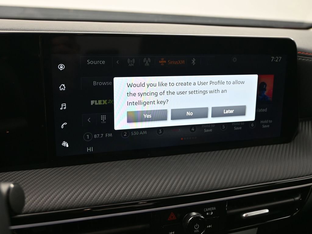 Used 2025 Nissan Kicks SR image 18