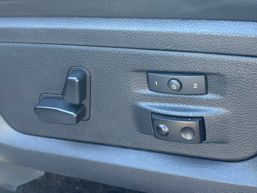 Used 2015 RAM 2500 Laramie AWD/4WD image 14