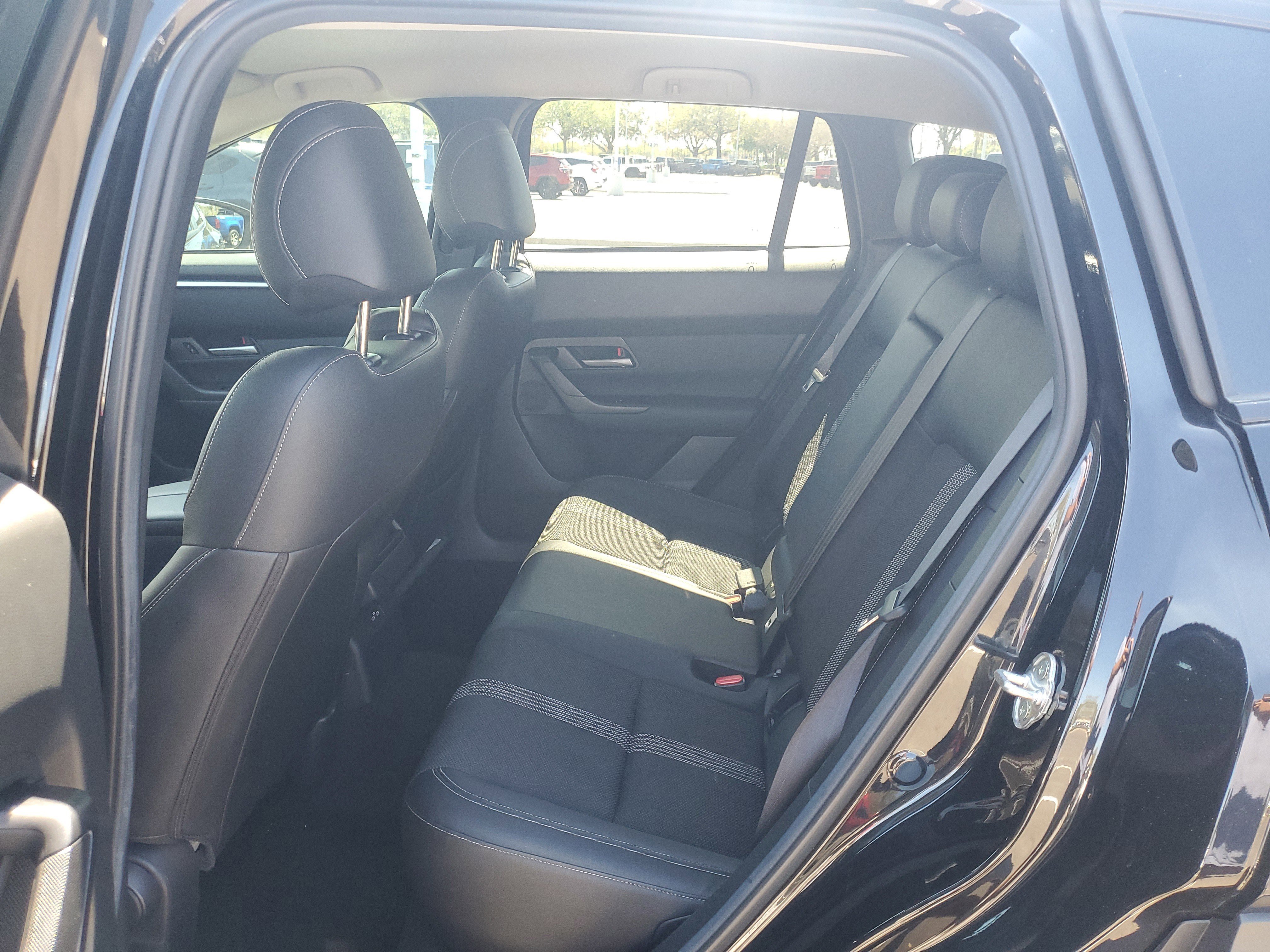 Used 2025 MAZDA CX-50 AWD 2.5 S w/ Select Package image 9