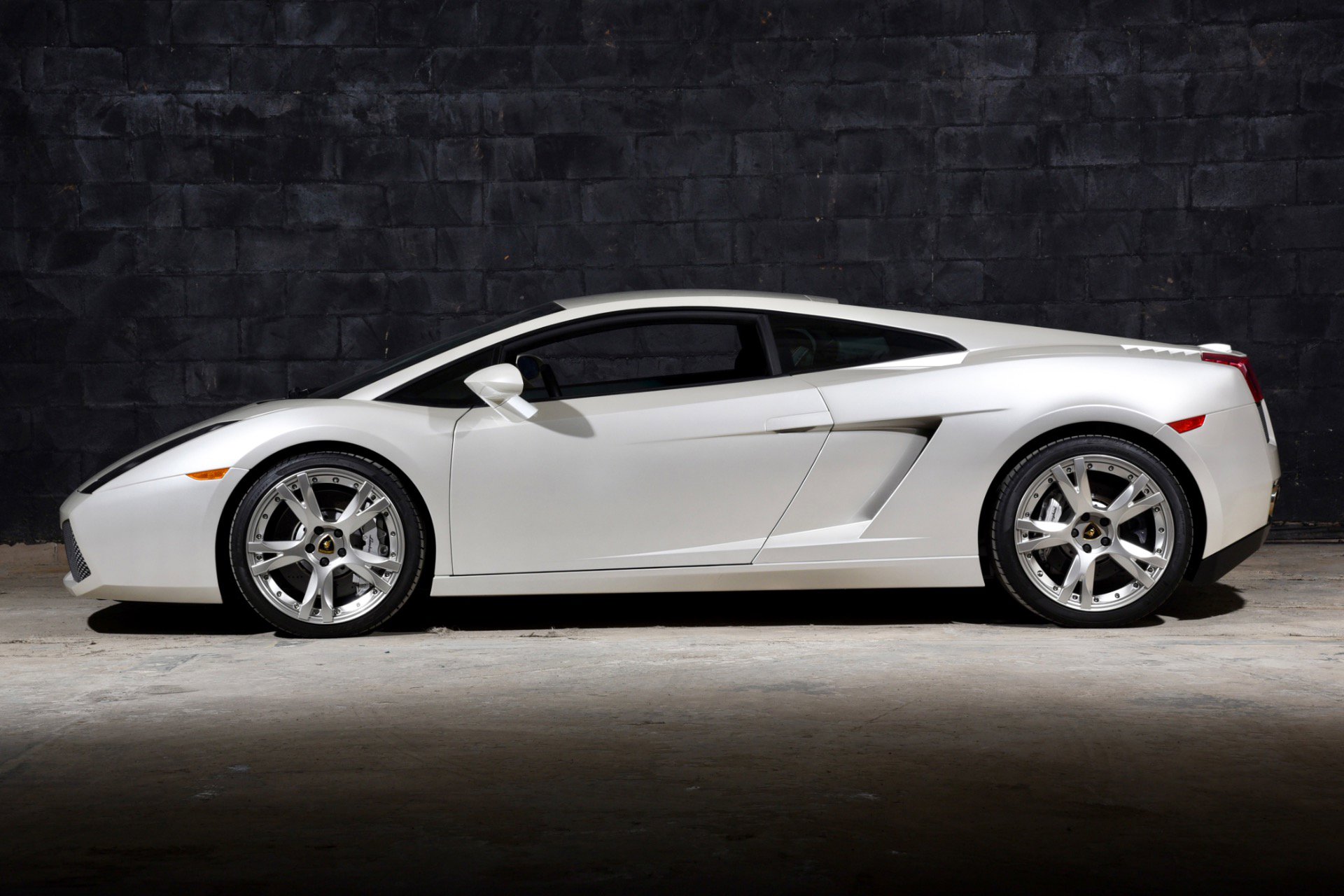 Used 2008 Lamborghini Gallardo AWD/4WD image 17