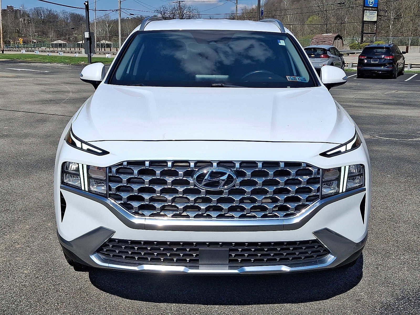 Used 2021 Hyundai Santa Fe SEL w/ Convenience Package AWD/4WD image 2