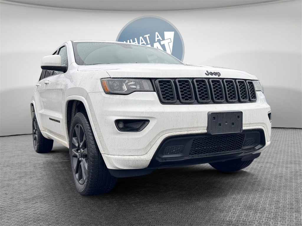 Used 2019 Jeep Grand Cherokee Altitude image 2
