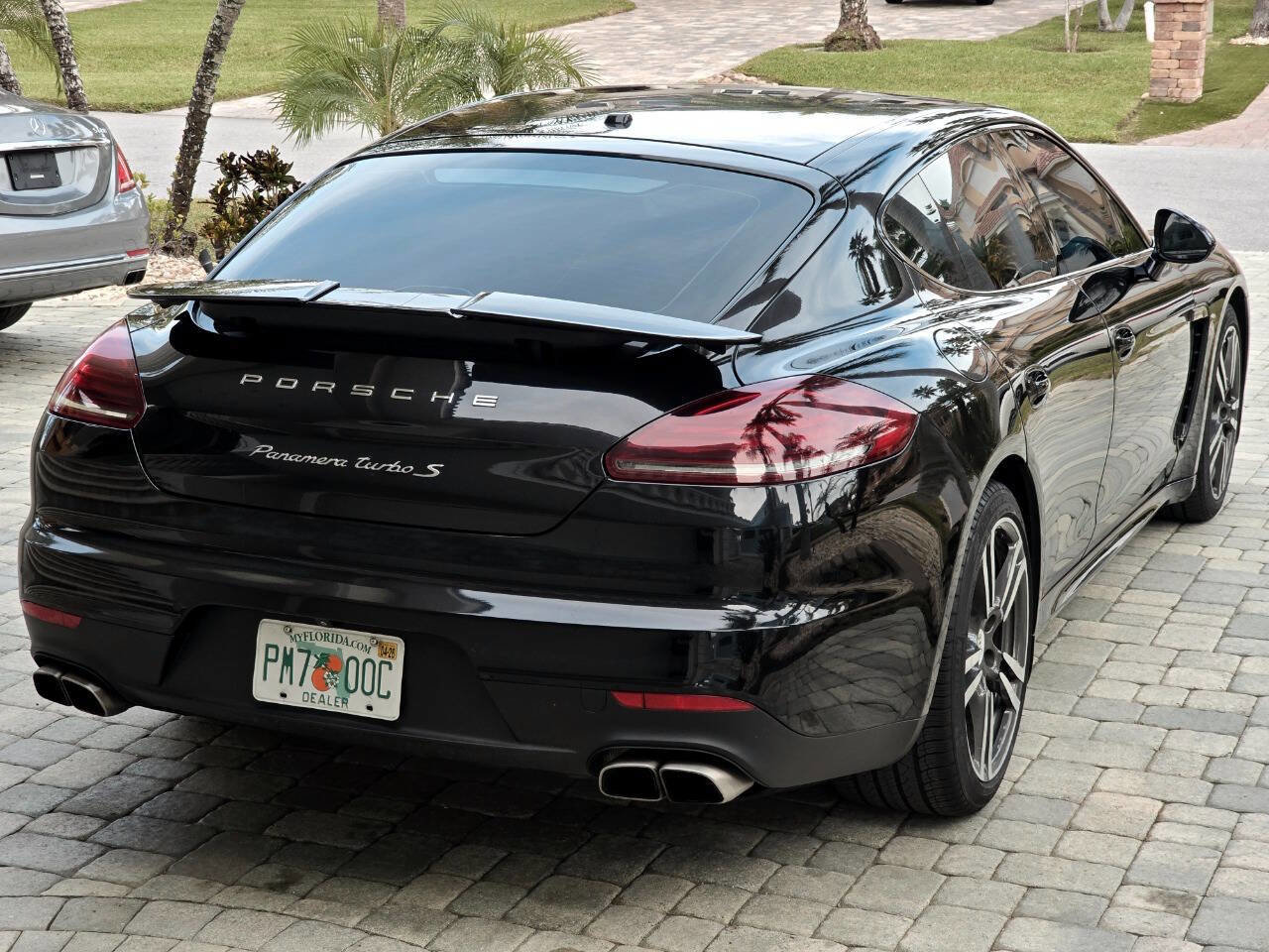Used 2014 Porsche Panamera Turbo S w/ Exterior Package in Black image 45