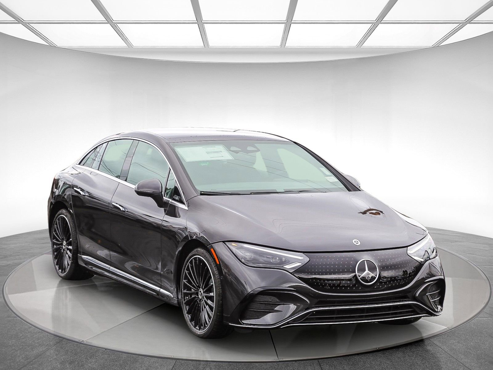 Used 2024 Mercedes-Benz EQE 350+ 4MATIC Sedan image 5