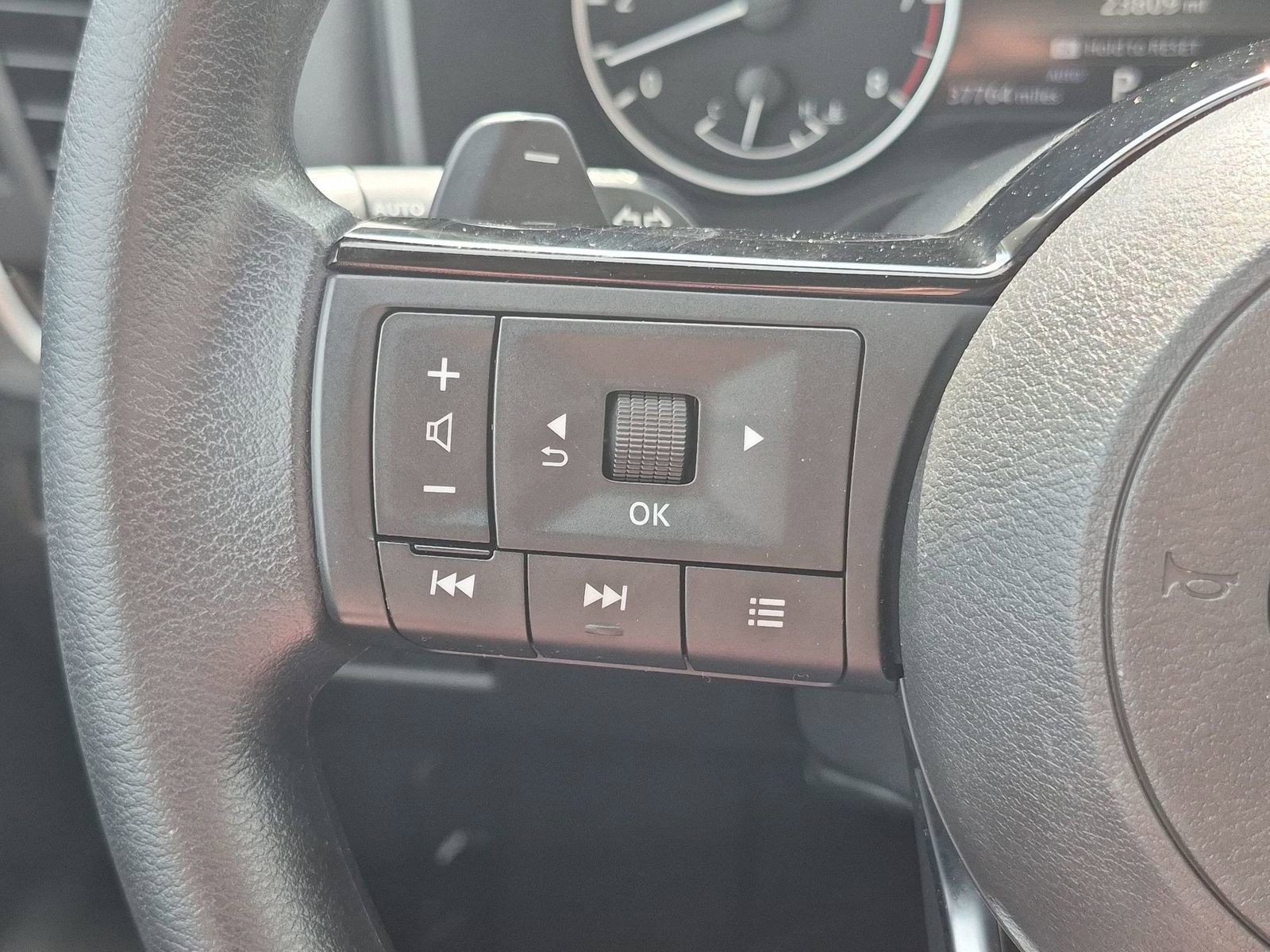 Certified 2023 Nissan Rogue SV AWD/4WD image 22