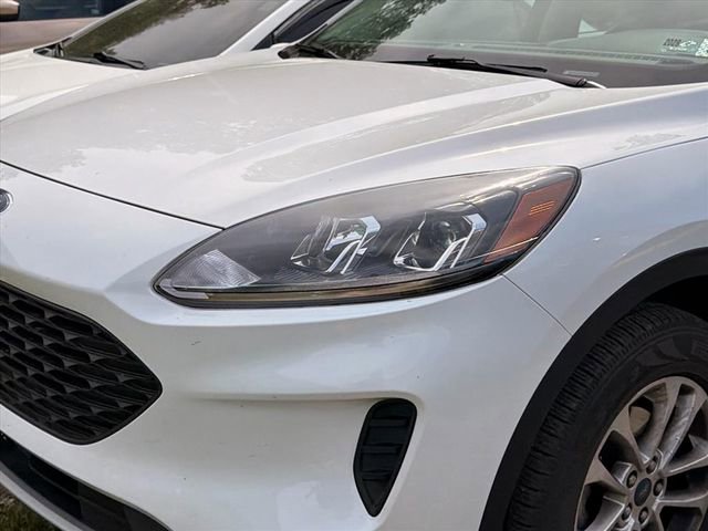 Used 2022 Ford Escape S AWD/4WD image 4