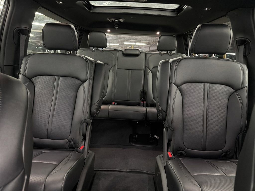 New 2026 Jeep Grand Wagoneer L Limited AWD/4WD image 23