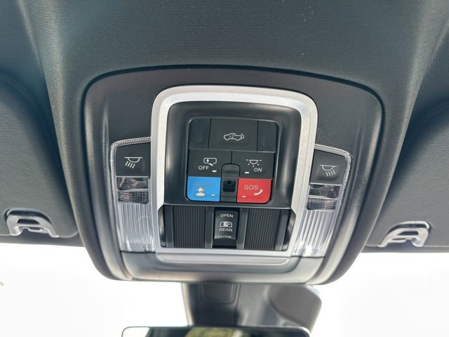 New 2026 RAM 1500 4x4 Crew Cab image 25