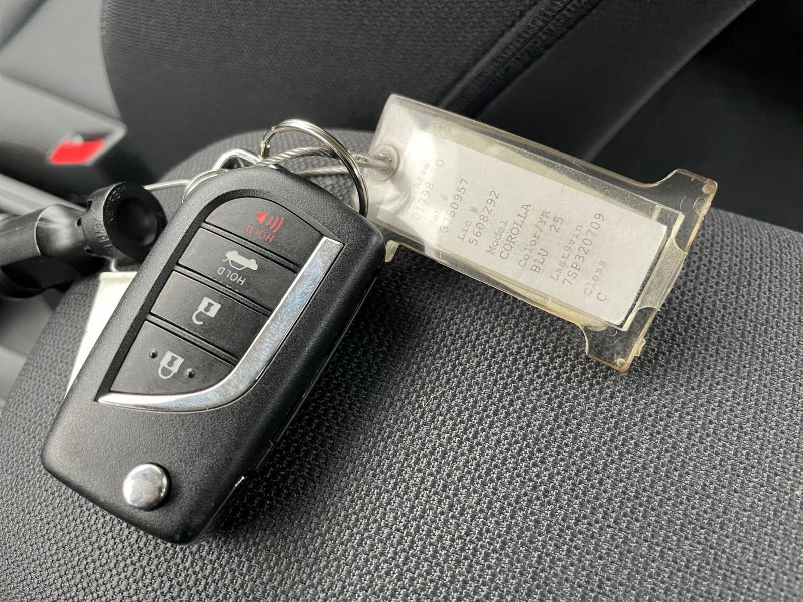 Used 2025 Toyota Corolla LE image 21