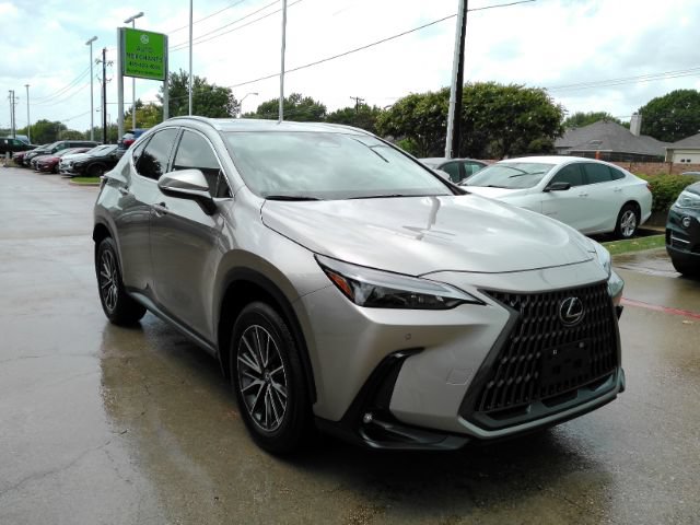 Used 2025 Lexus NX 350 AWD w/ Accessory Package (2T) image 4