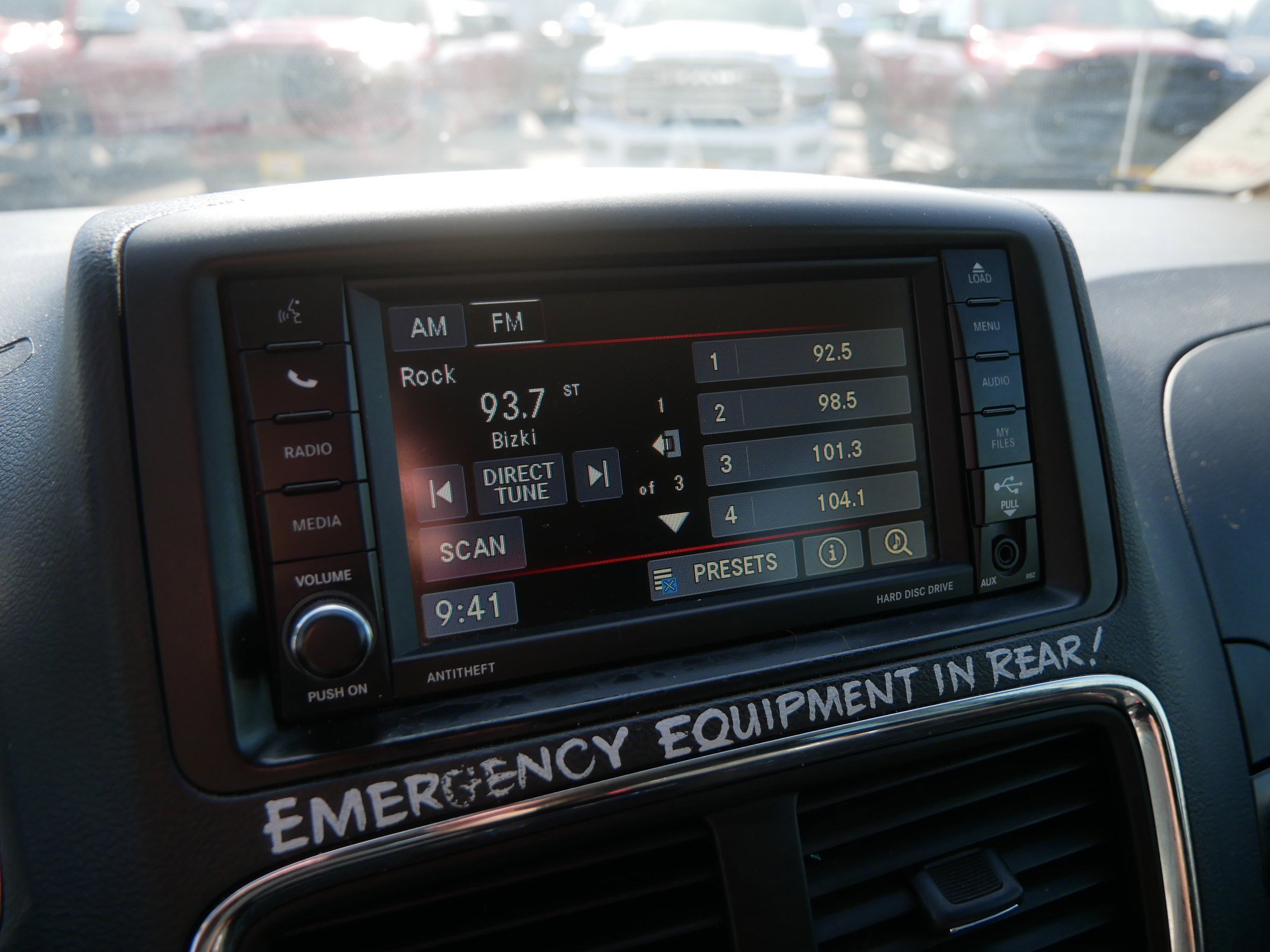 Used 2017 Dodge Grand Caravan SE w/ Power Window Group FWD image 29