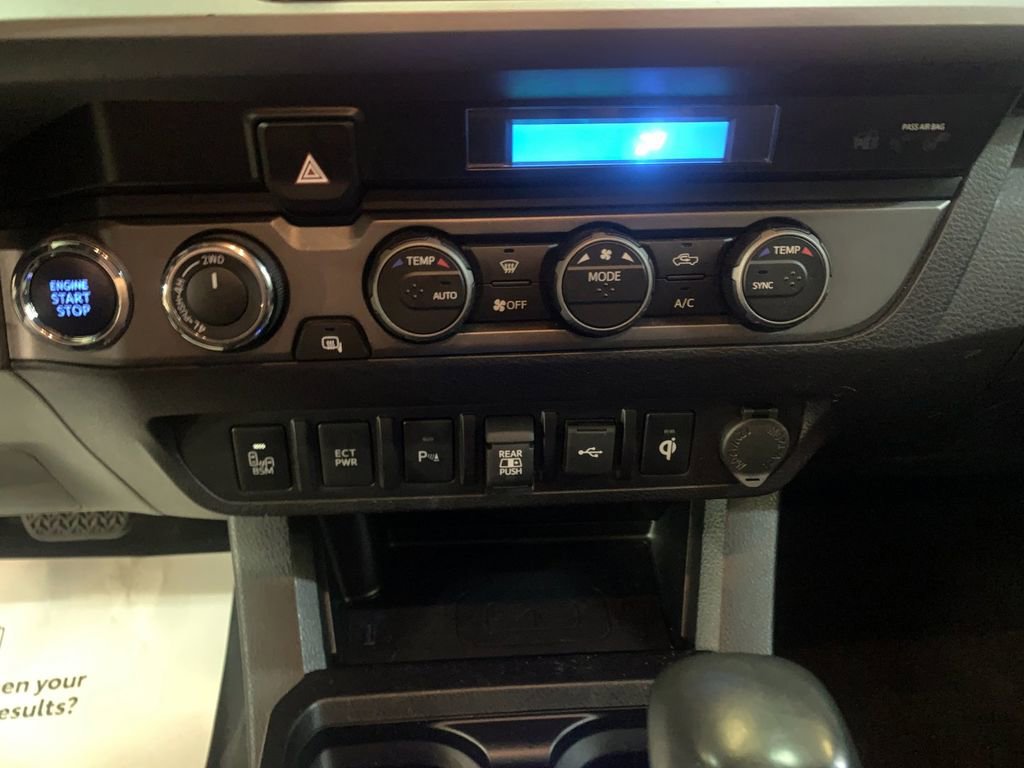 Used 2023 Toyota Tacoma TRD Sport w/ Technology Package AWD/4WD image 23