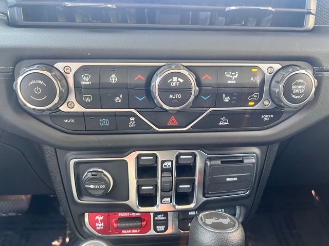 Used 2025 Jeep Wrangler Unlimited Rubicon 4xe w/ Convenience Group image 21